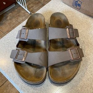 Men’s Tan Birkenstock’s